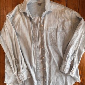 Aerie Casual Light Blue Button Down Shirt